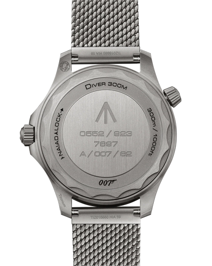 Omega-Seamaster “007 edition” Black & Gold