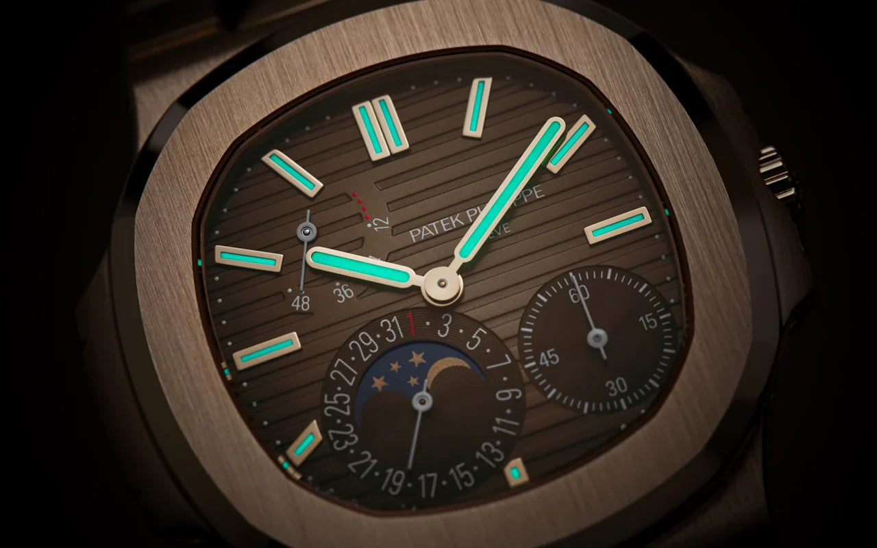 Patek Philippe Nautilus Moonphase Rose Gold Brown Dial 40mm - Mirror Original